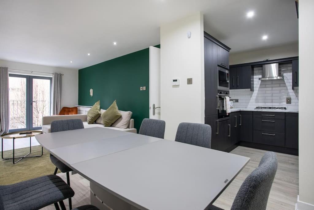 Luxury, Sleeps 6, Centre Appartement Belfast