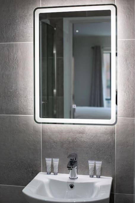 Luxury, Sleeps 6, Centre Appartement